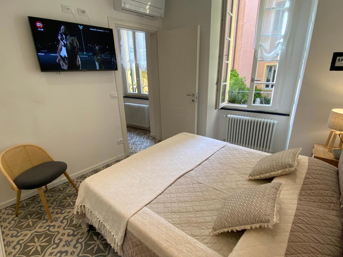 Suites 5 Stelle nel Borgo di Varazze Esterno foto