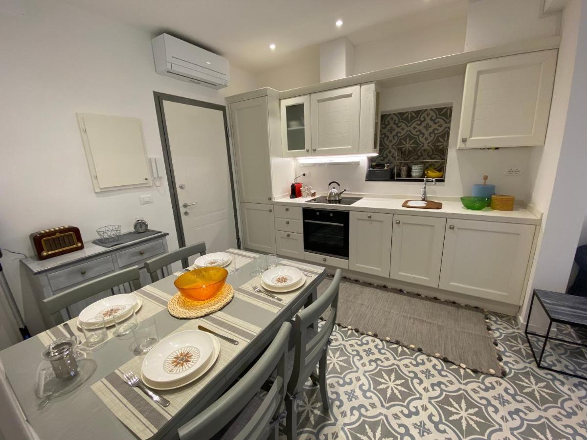 Suites 5 Stelle nel Borgo di Varazze Esterno foto