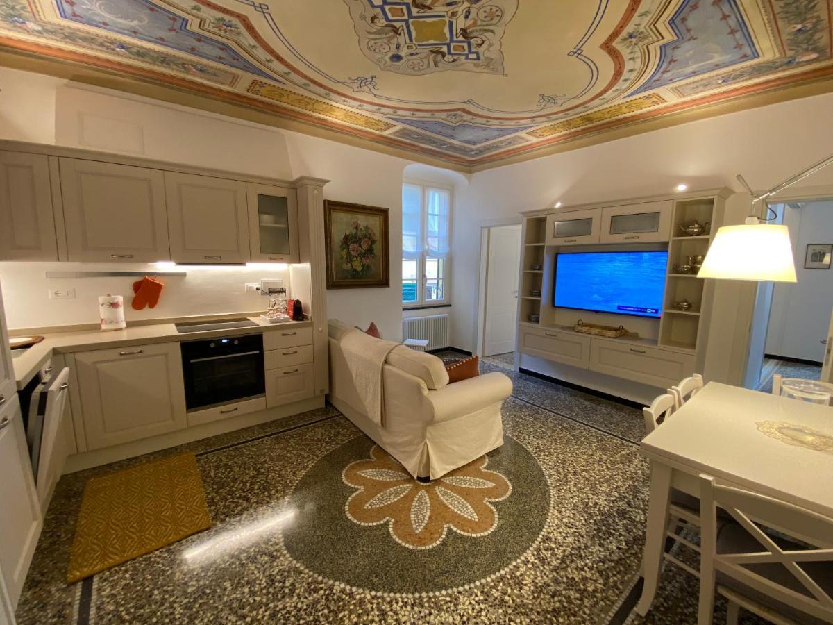 Suites 5 Stelle nel Borgo di Varazze Esterno foto